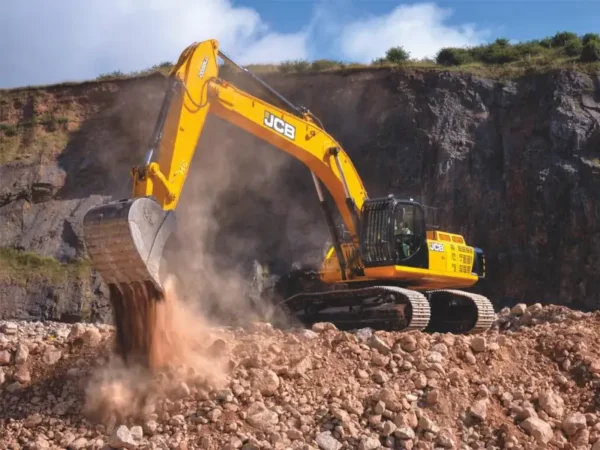 Гусеничный экскаватор JCB JS500