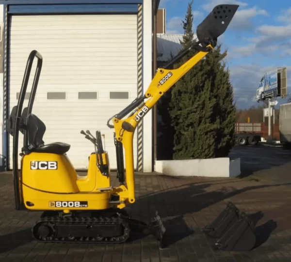 Мини-экскаватор JCB 8008 CTS