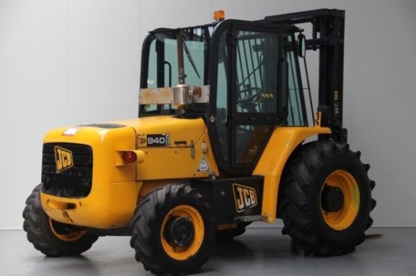 Вилочный автопогрузчик JCB 940
